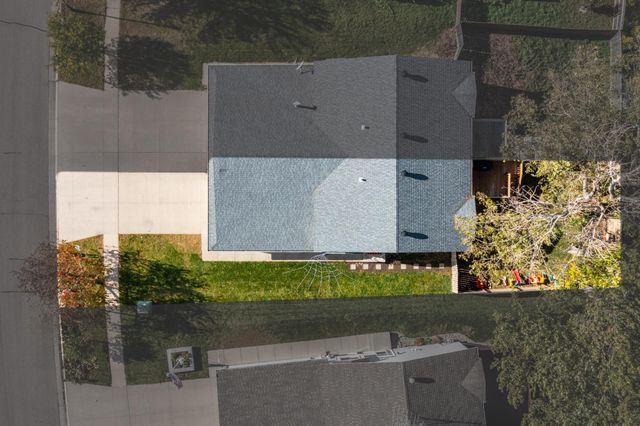 1438 Suntree Drive, West Fargo, ND 58078