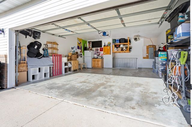 1438 Suntree Drive, West Fargo, ND 58078