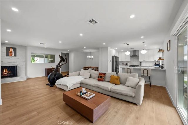 6946 Alcove, North Hollywood, CA 91605