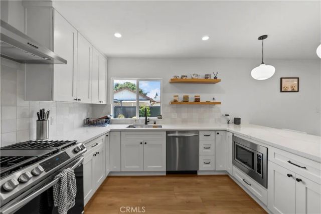 6946 Alcove, North Hollywood, CA 91605