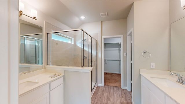 603 Cherry Hills Road, Red Oak, TX 75154