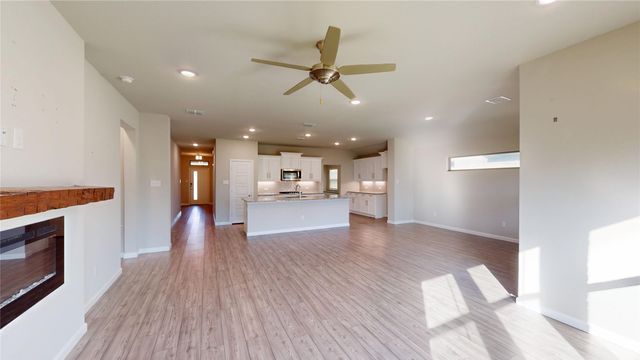 603 Cherry Hills Road, Red Oak, TX 75154