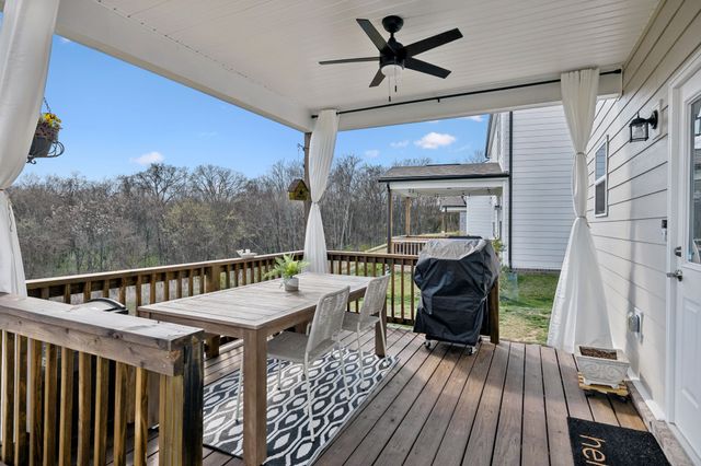 131 Glacier Way, La Vergne, TN 37086