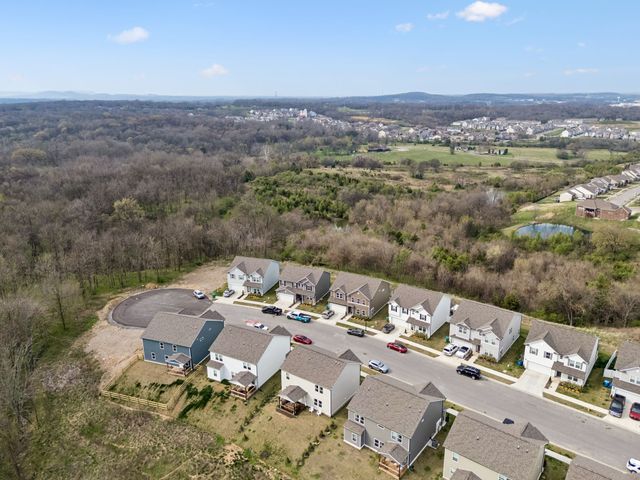 131 Glacier Way, La Vergne, TN 37086