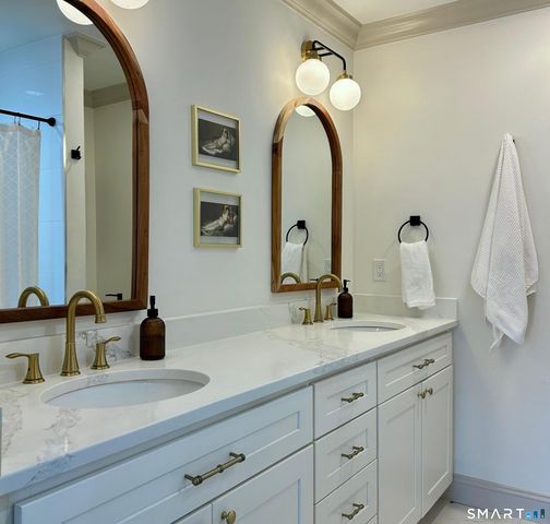 27 Terrace Place 1, Stamford, CT 06902