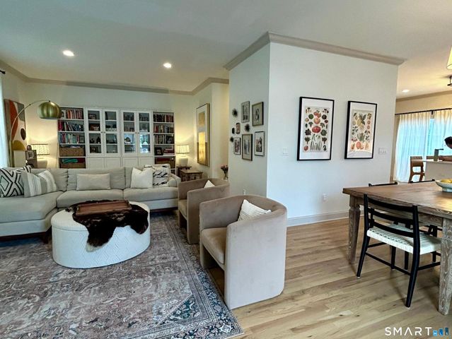 27 Terrace Place 1, Stamford, CT 06902
