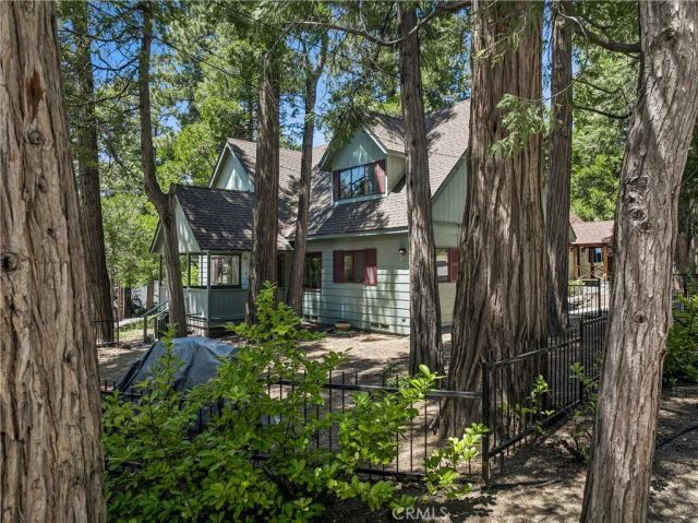 157 Bret Harte Road, Lake Arrowhead, CA 92352