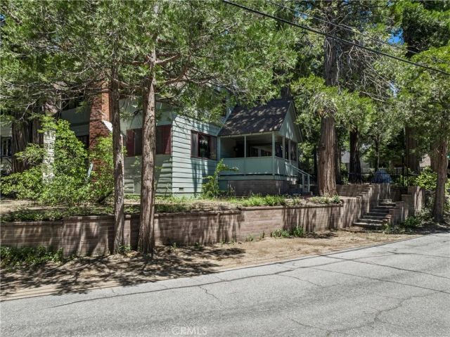 157 Bret Harte Road, Lake Arrowhead, CA 92352