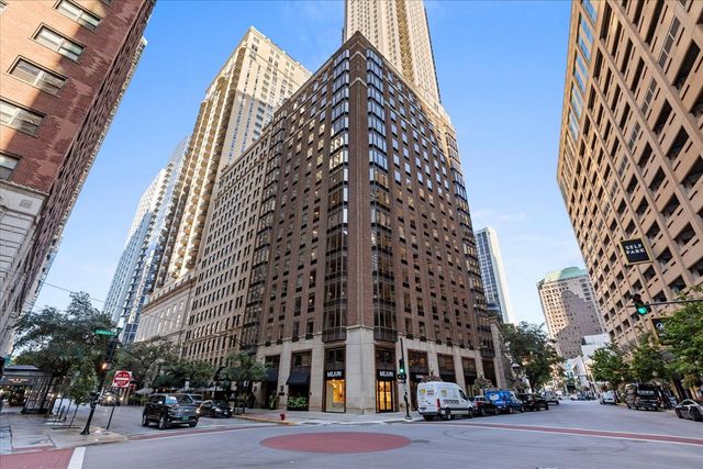 40 E Delaware Place 805, Chicago, IL 60611