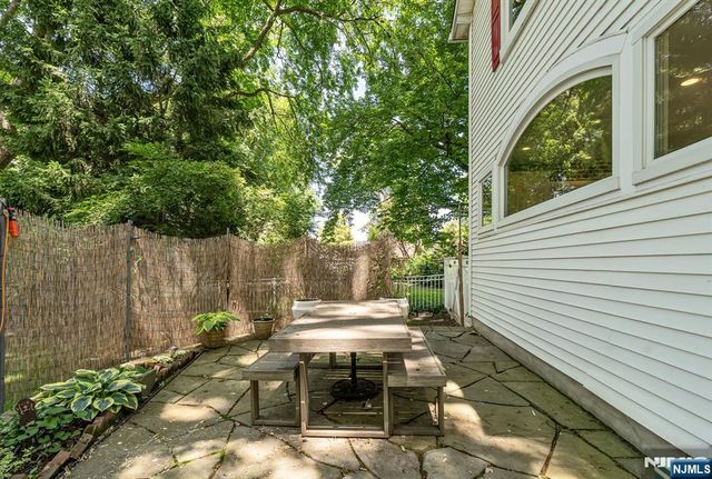 740 River Road, Teaneck, NJ 07666