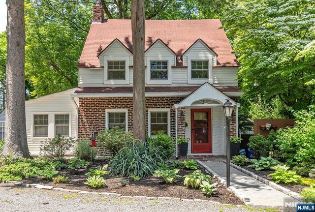 740 River Road, Teaneck, NJ 07666