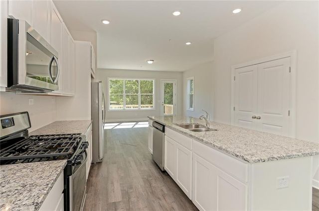 2794 WOODLAND Terrace, Smyrna, GA 30080