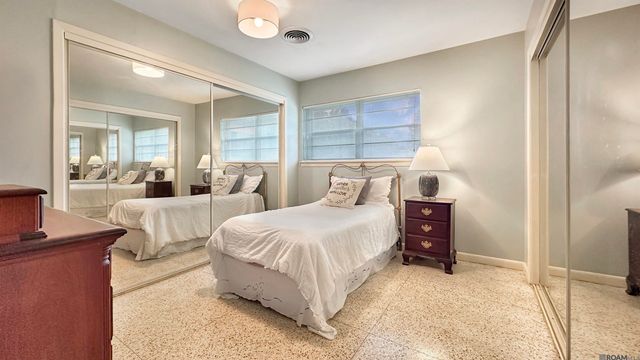 5929 Menlo Dr, Baton Rouge, LA 70808