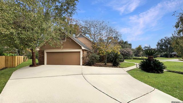 5929 Menlo Dr, Baton Rouge, LA 70808