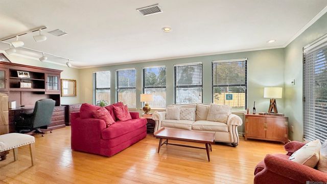 5929 Menlo Dr, Baton Rouge, LA 70808