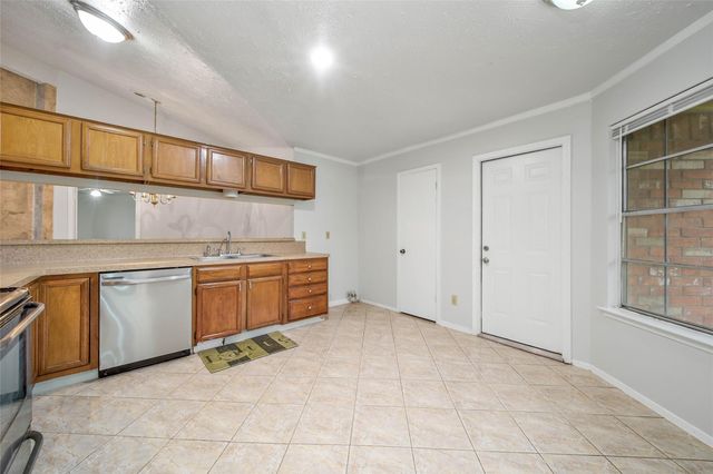 3450 Hartington Drive, Houston, TX 77066
