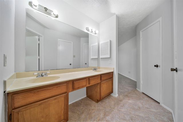3450 Hartington Drive, Houston, TX 77066
