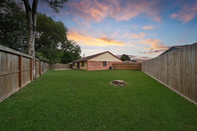 3450 Hartington Drive, Houston, TX 77066