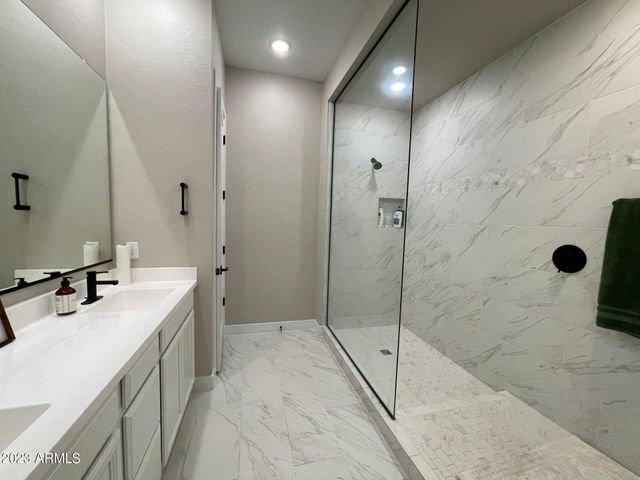 14030 W DESERT FLOWER Drive, Goodyear, AZ 85395