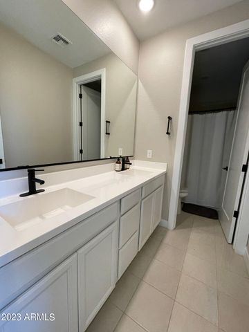 14030 W DESERT FLOWER Drive, Goodyear, AZ 85395