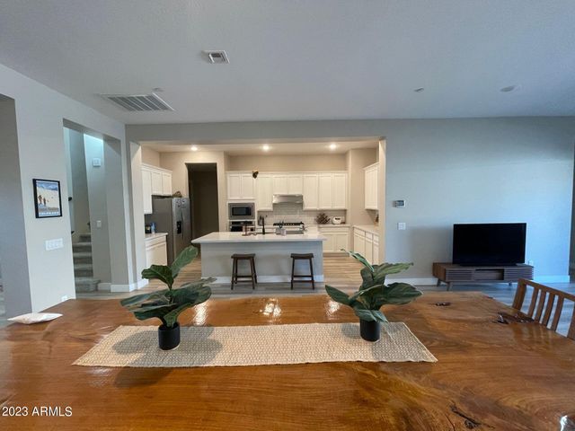 14030 W DESERT FLOWER Drive, Goodyear, AZ 85395