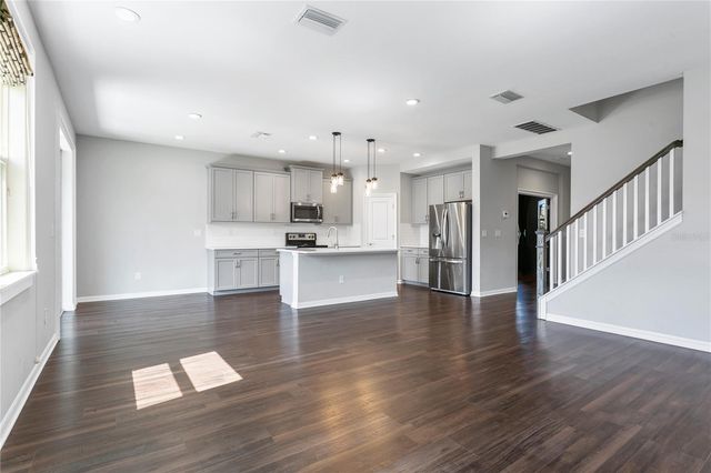 1221 MONTGOMERY BELL ROAD, Wesley Chapel, FL 33543