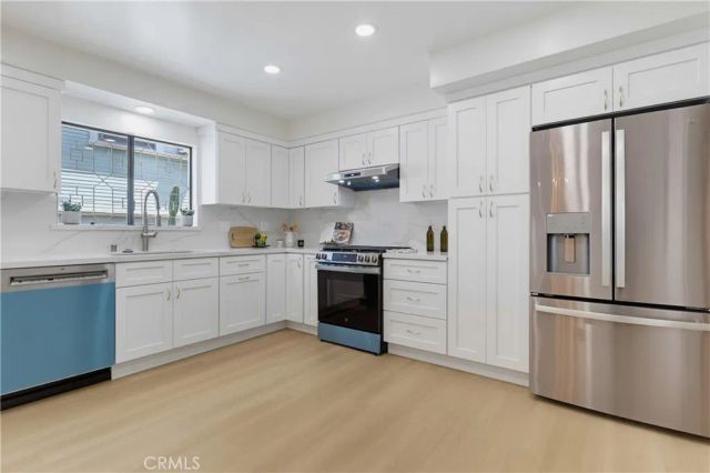728 E Kensington Road, Los Angeles, CA 90026