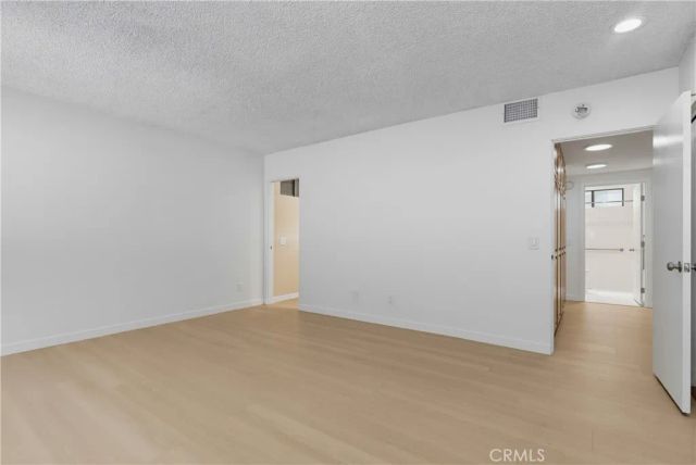 728 E Kensington Road, Los Angeles, CA 90026