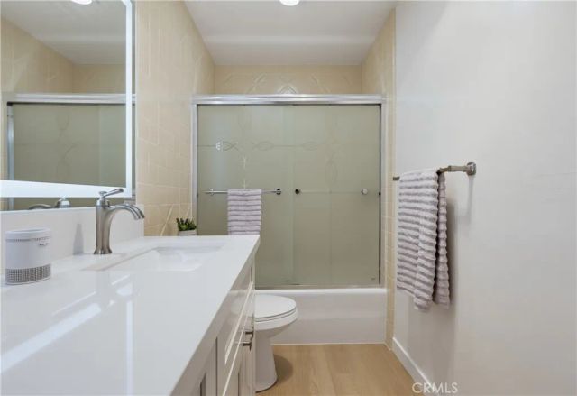 728 E Kensington Road, Los Angeles, CA 90026