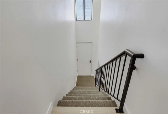728 E Kensington Road, Los Angeles, CA 90026