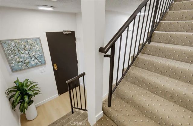 728 E Kensington Road, Los Angeles, CA 90026