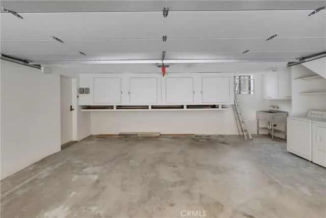 728 E Kensington Road, Los Angeles, CA 90026