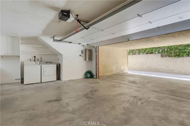 728 E Kensington Road, Los Angeles, CA 90026