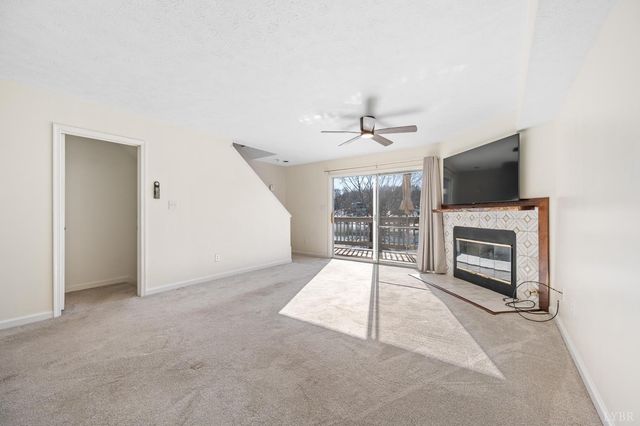 464 Oak Point, Forest, VA 24551