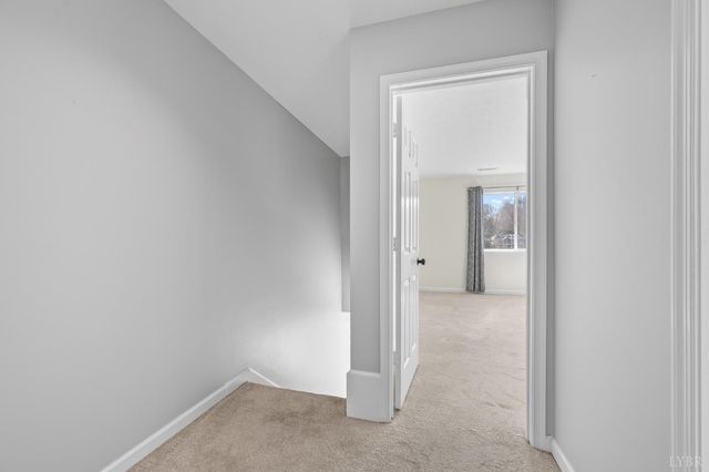 464 Oak Point, Forest, VA 24551