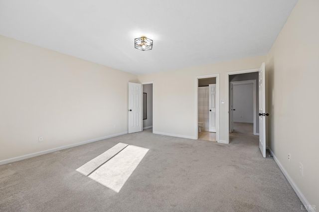 464 Oak Point, Forest, VA 24551