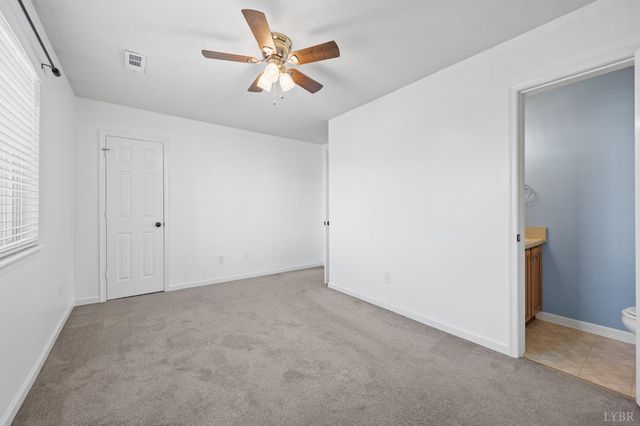 464 Oak Point, Forest, VA 24551