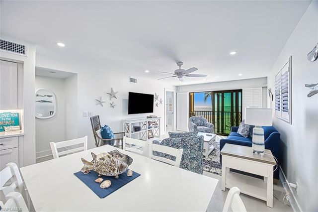 2230 Camino Del Mar DR 3A3, Sanibel, FL 33957