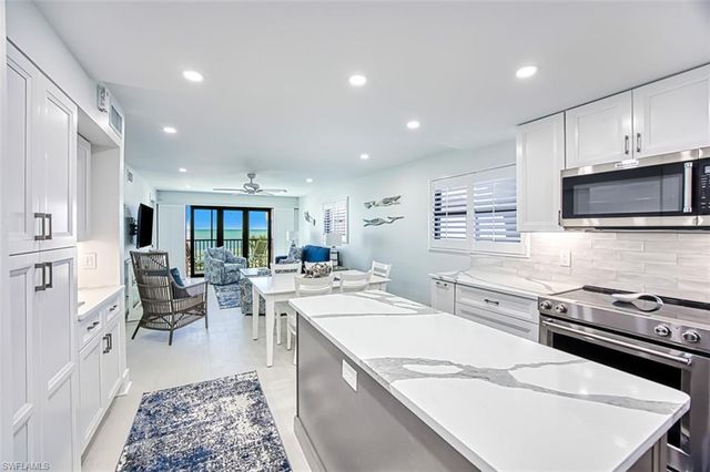 2230 Camino Del Mar DR 3A3, Sanibel, FL 33957