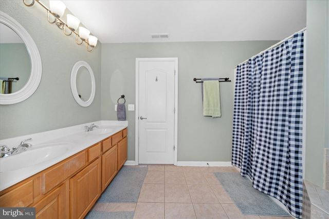 3070 FAST LANDING RD, Dover, DE 19901