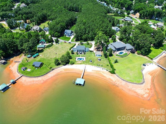 615 Kenway Loop, Mooresville, NC 28117