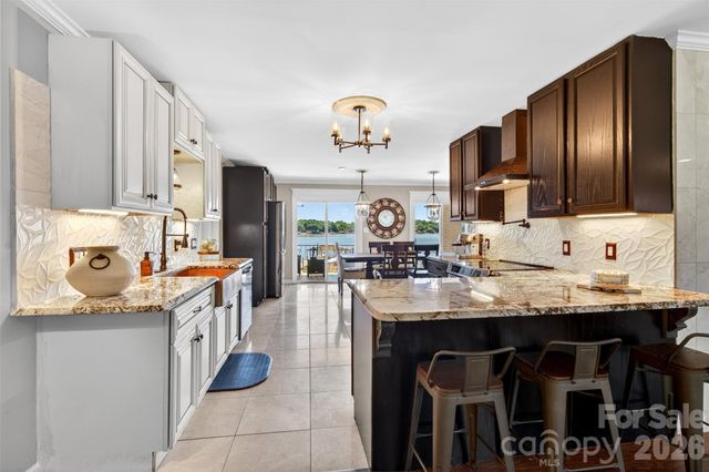 615 Kenway Loop, Mooresville, NC 28117