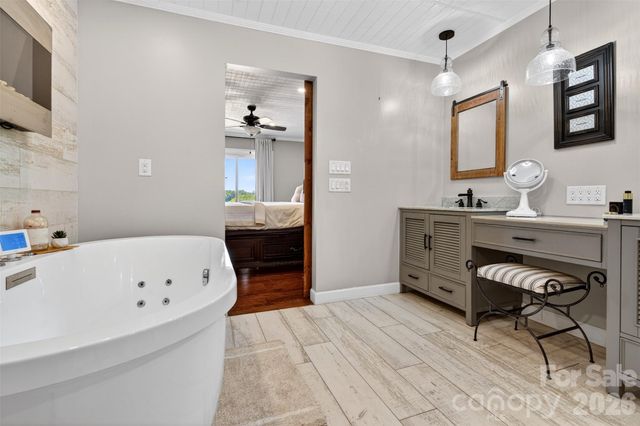 615 Kenway Loop, Mooresville, NC 28117