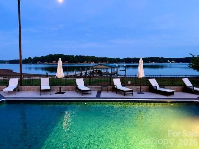 615 Kenway Loop, Mooresville, NC 28117