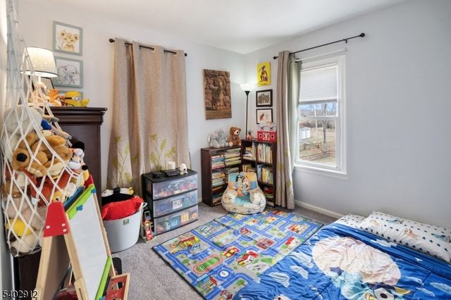 89 Trinity St, Newton Town, NJ 07860