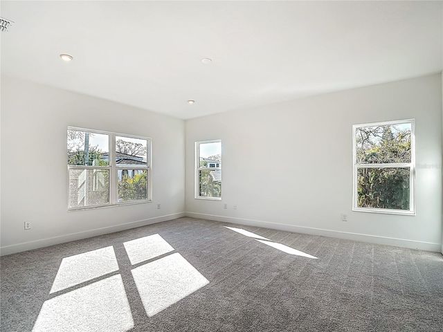 4614 W EUCLID AVENUE, Tampa, FL 33629