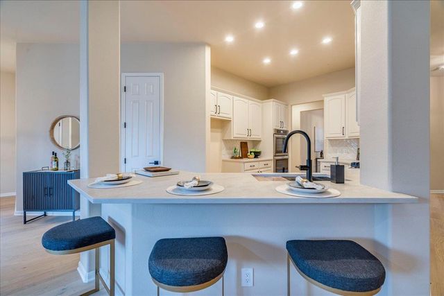 6704 Walebridge LN, Austin, TX 78739