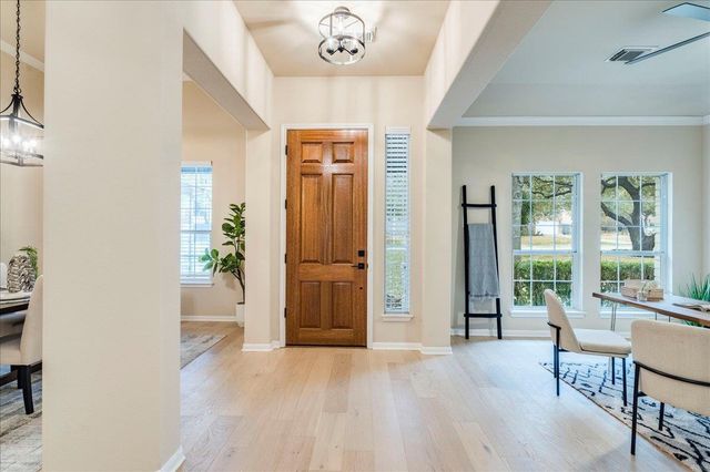 6704 Walebridge LN, Austin, TX 78739