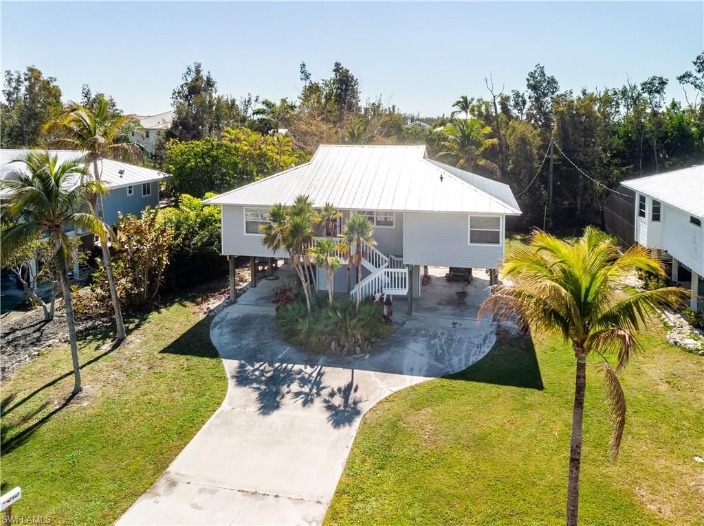 7947 Gabion CT, BOKEELIA, FL 33922 — exterior
