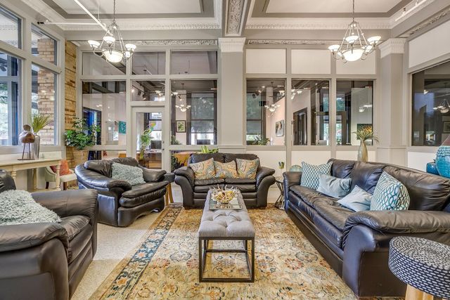 910 Houston Street 301, Fort Worth, TX 76102